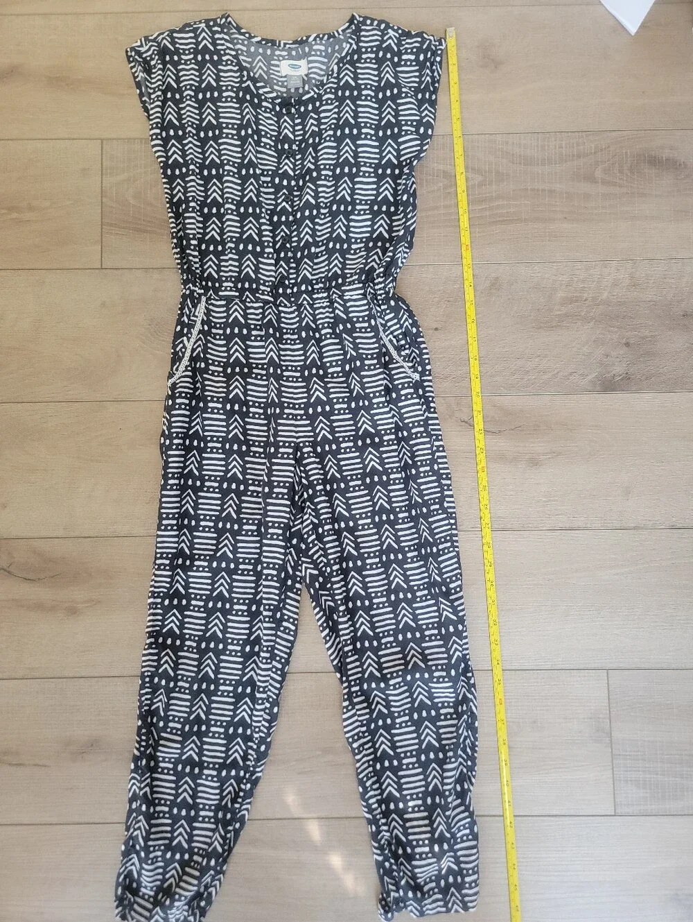 Old Navy Girls Black White Print Geometric Jumpsuit Size Large (10-12) Boho